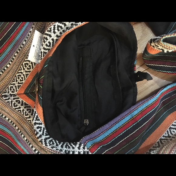 Zig zag Monk Shoulder bag with side pocket - Picture 2 of 2